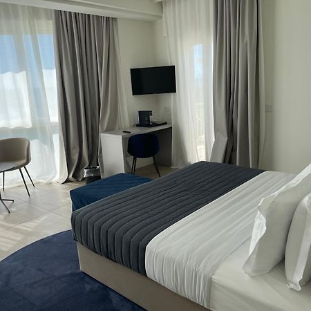 Hotel Petit Palais Венеция-Лидо Экстерьер фото